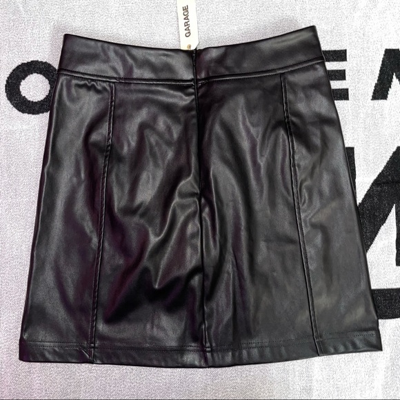 Garage Leather Skirt - Picture 2 of 4